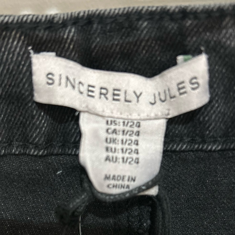Sincerely Jules Black Denim Rhinestone Accents Taylor Swift Heart Size 1/24 NWT - Picture 5 of 10